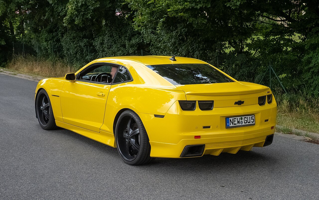 View 3 of 2022 Chevrolet Camaro GT