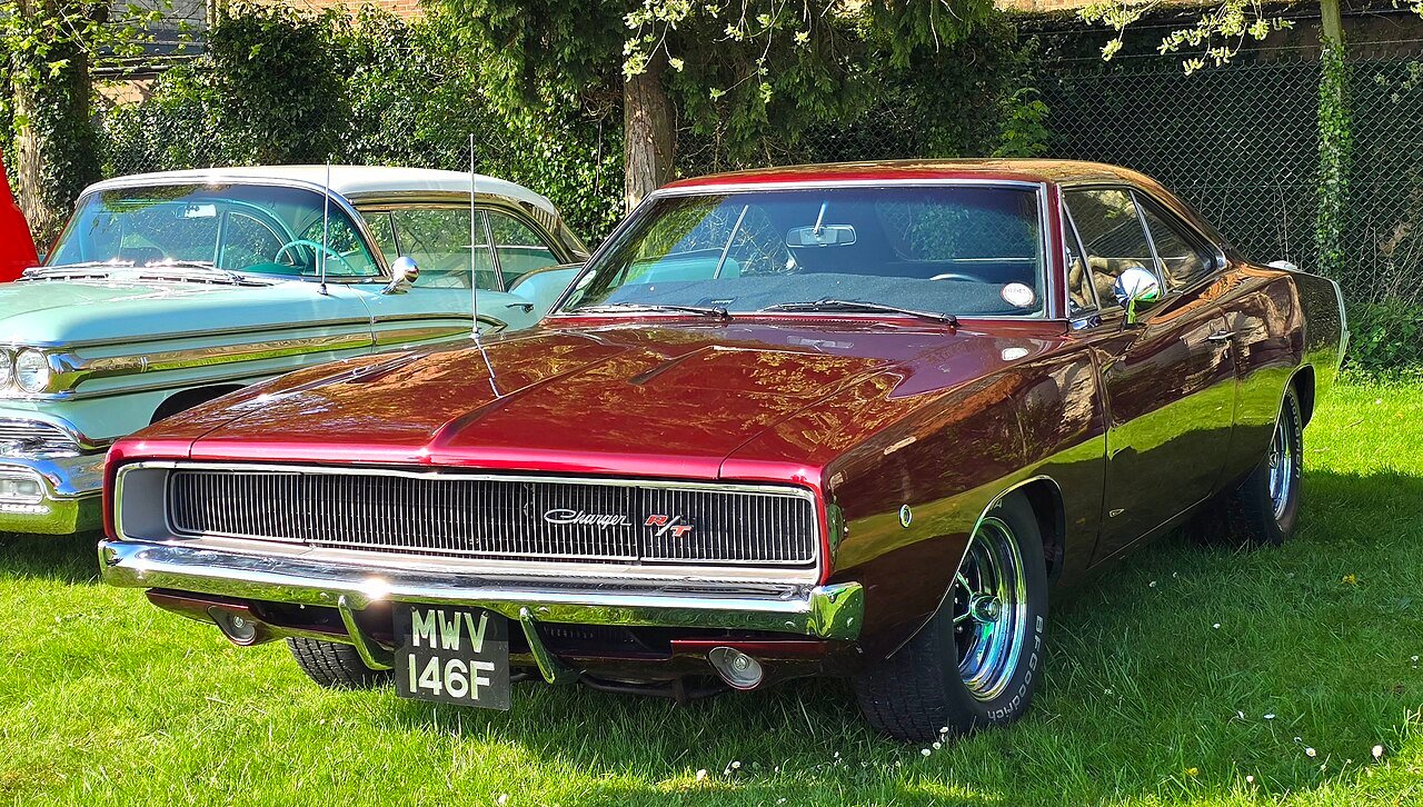 View 4 of 2021 Dodge Charger SE
