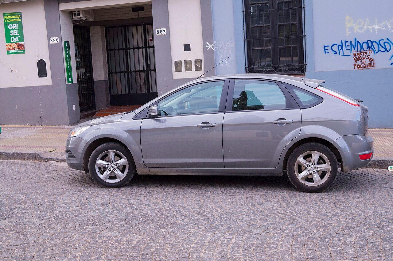 View 3 of 2018 Ford Focus S
