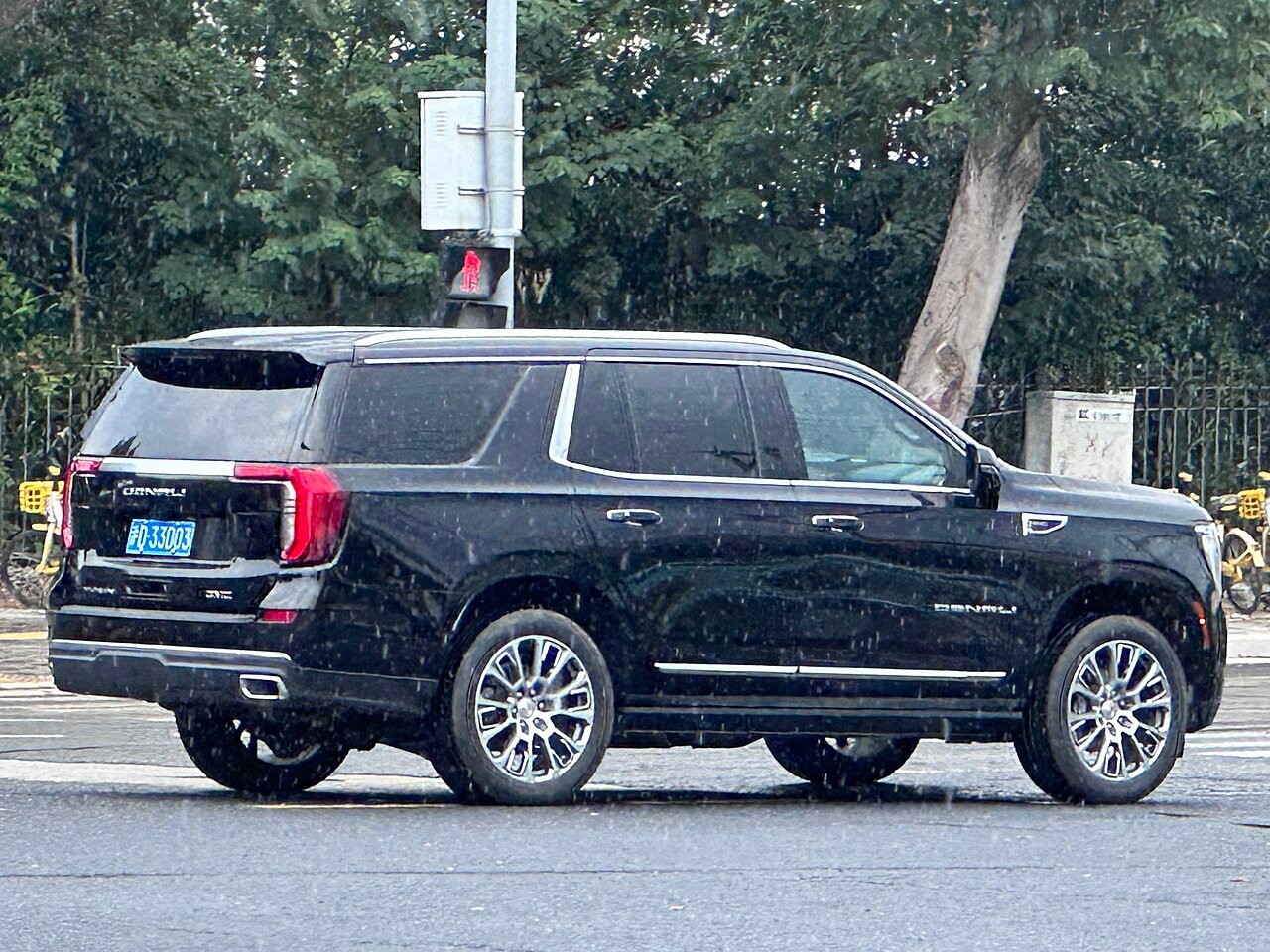 2021 GMC Yukon Touring