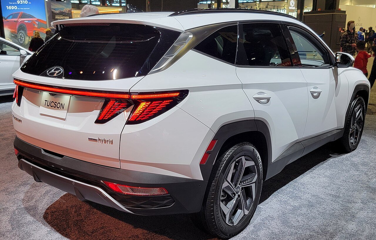 View 4 of 2022 Hyundai Tucson Limited