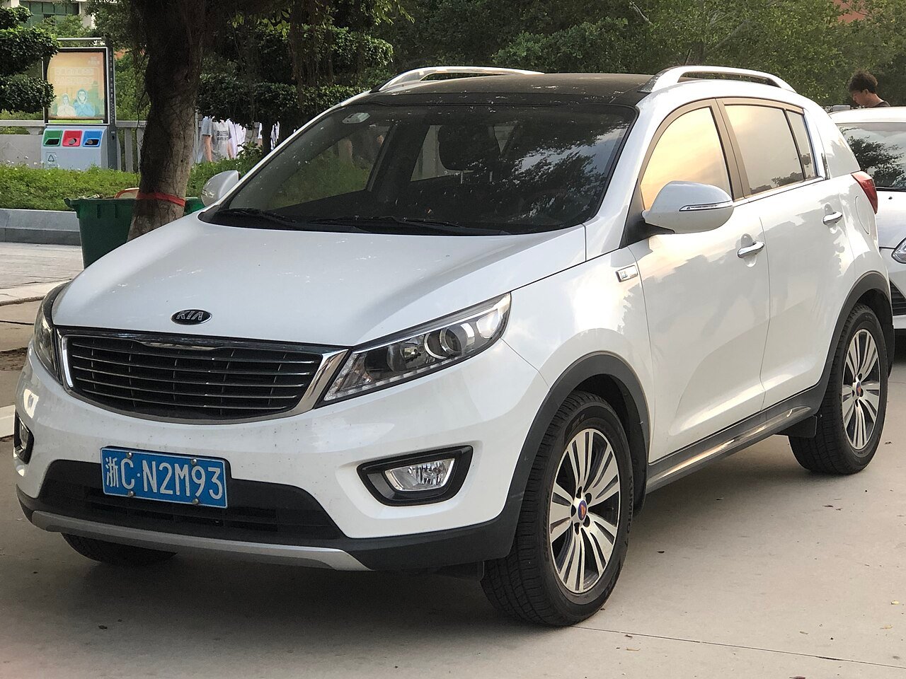 View 4 of 2018 Kia Sportage SE
