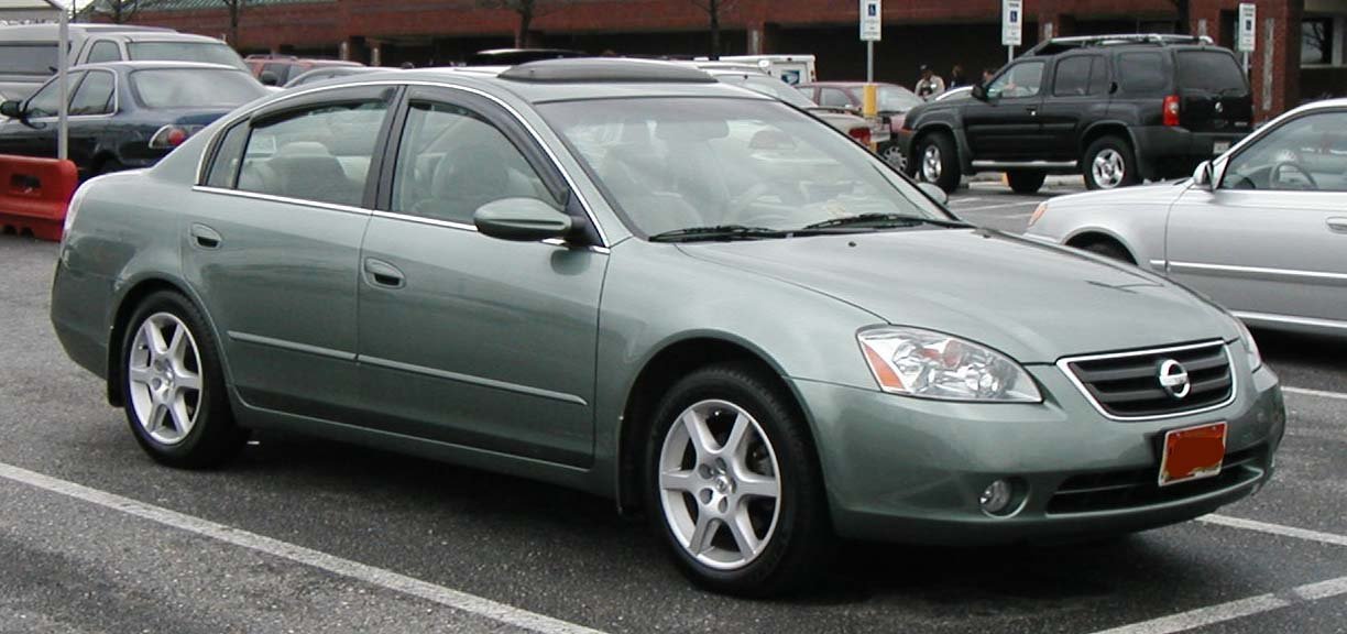 View 3 of 2023 Nissan Altima LE