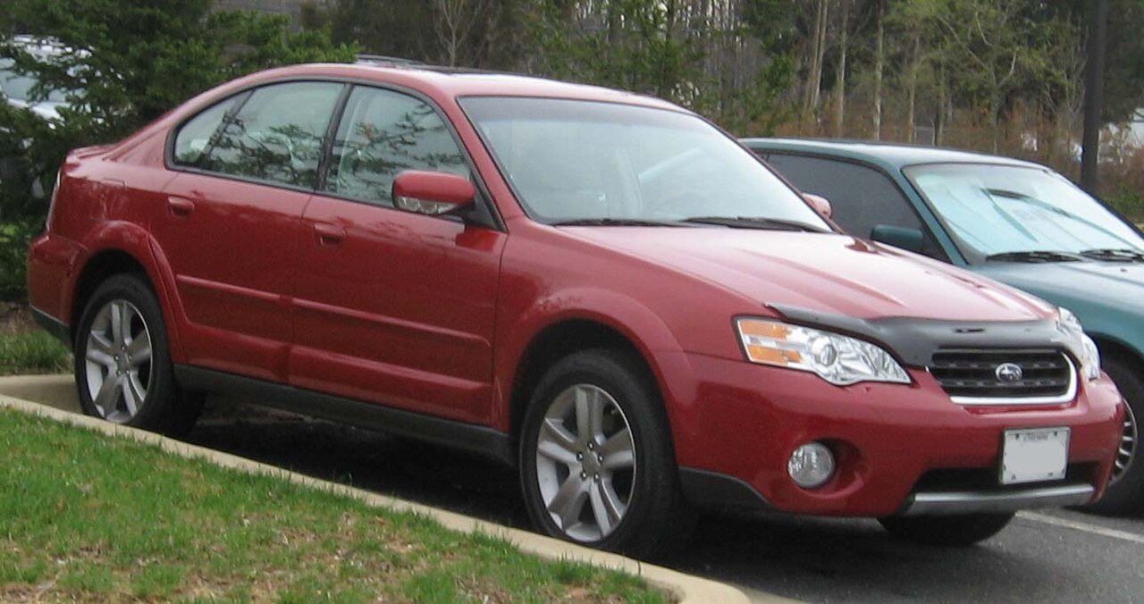 View 4 of 2000 Subaru Outback SEL