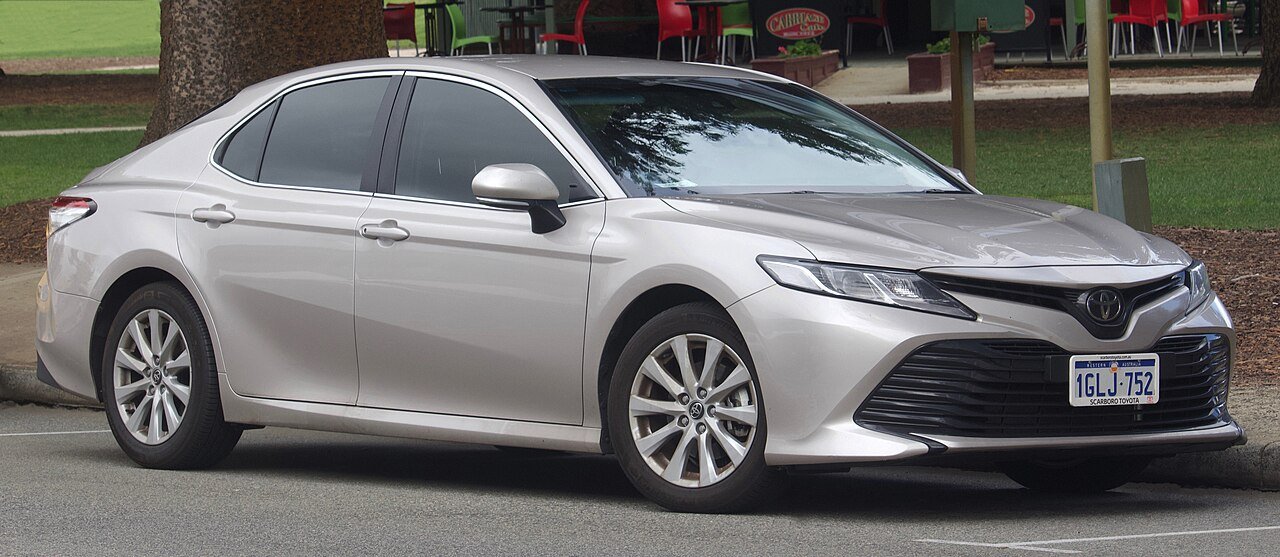 2018 Toyota Camry Sport