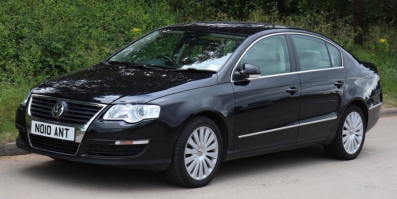 View 3 of 2023 Volkswagen Passat LE